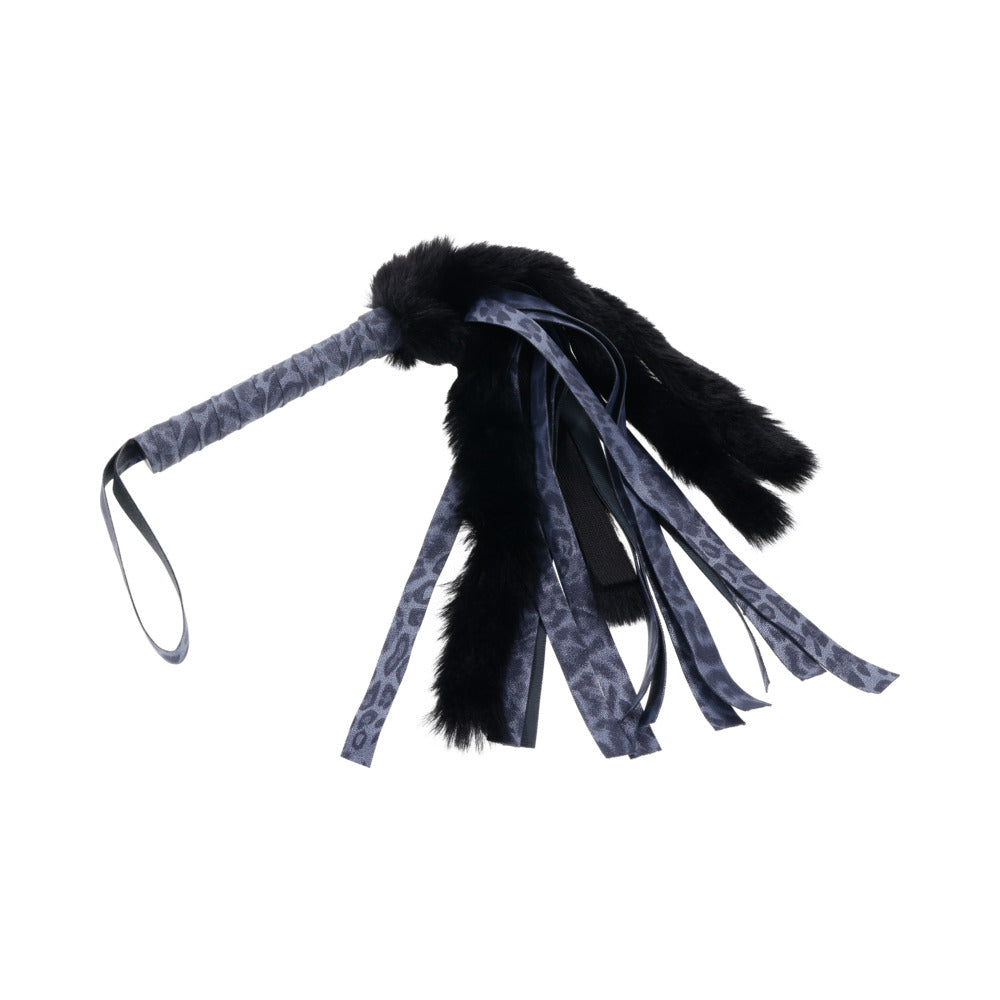 SPORTSHEETS SEX & MISCHIEF COUGAR FAUX FUR FLOGGER