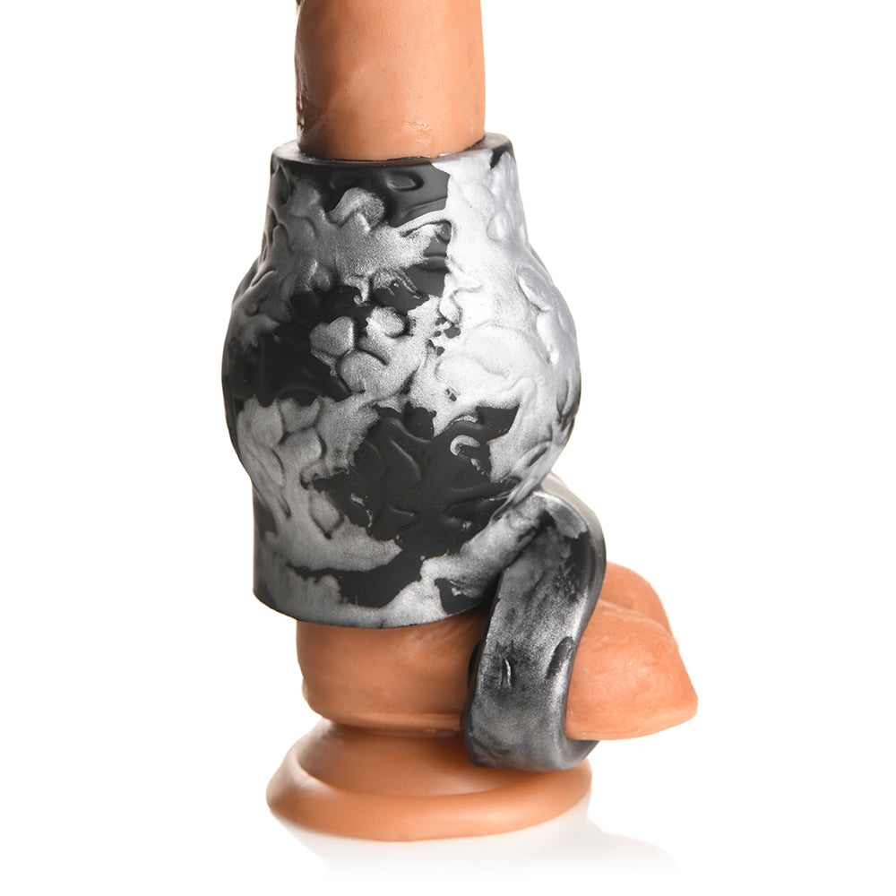 XR BRANDS - ANILLO PARA PENE DE SILICONA CON CORREA PARA TESTÍCULOS NIGHT PROWLER