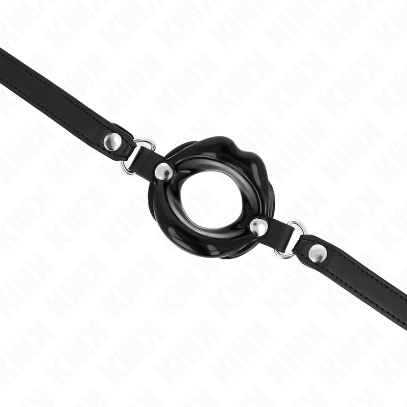 KINK - MORDAZA TIPO LIP DE 8 CM CON CORREA DE PIEL SINTÉTICA NEGRA 63 x 2 CM AJUSTABLE 39-58 CM