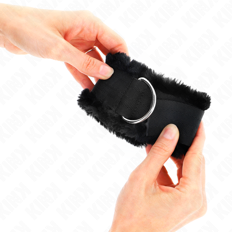 KINK - MUÑEQUERAS FORRADAS DE PELO SINTÉTICO NEGRAS AJUSTABLES 17-31 CM X 7 CM