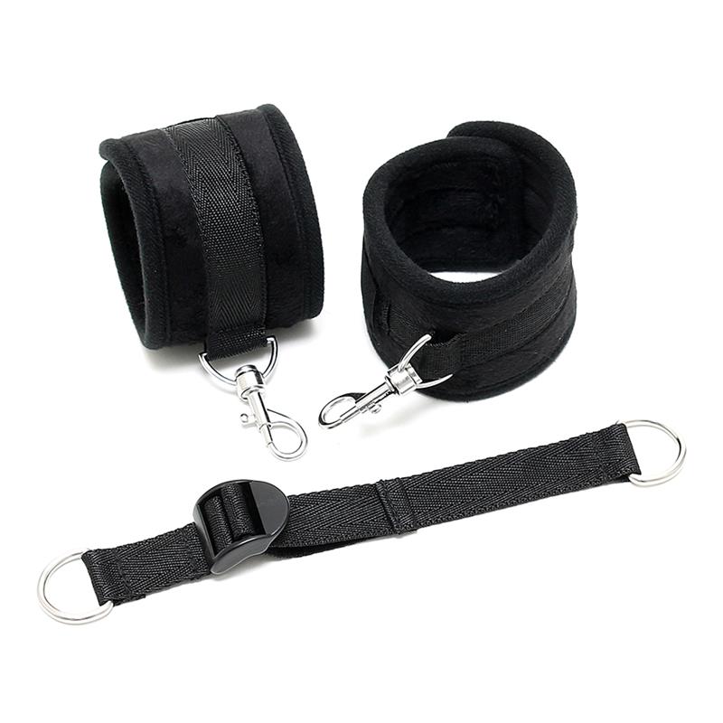 BONDAGE PLAY - ANKLE CUFFS WITH ADJUSTABLE SPREADER STRAP