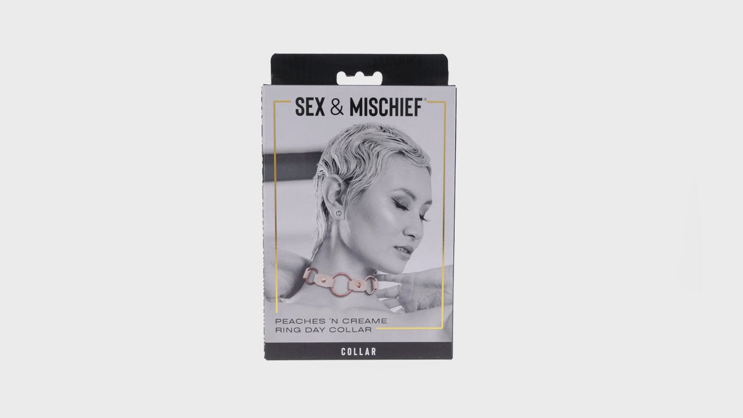 SPORTSHEETS - SEX & MISCHIEF PEACHES ''N CREAME RING DAY COLLAR