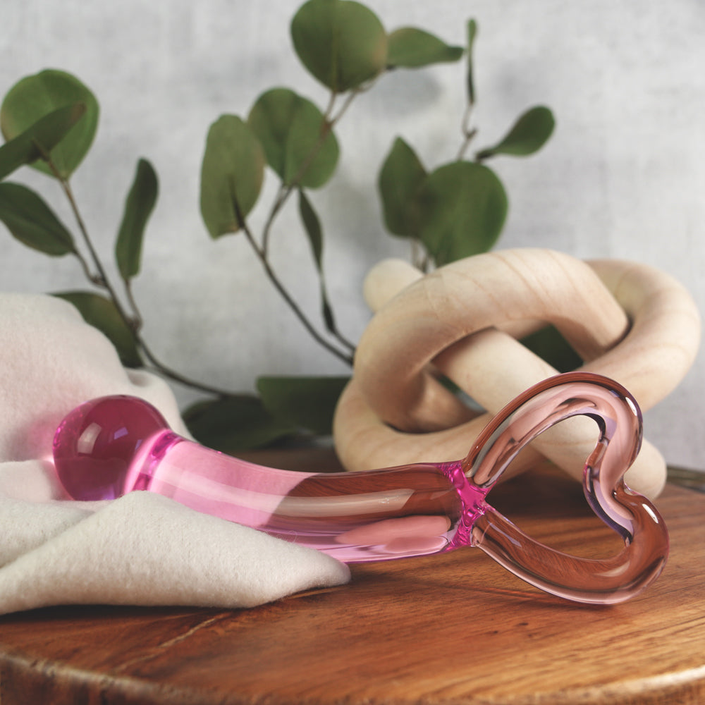 CREATIVE CONCEPTIONS - CLARITY HERA'S RADIANCE BLUSH GLASS DILDO