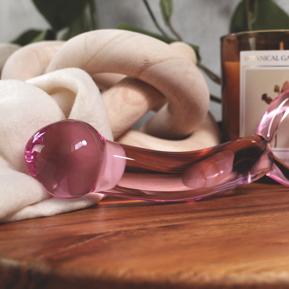 CREATIVE CONCEPTIONS - CLARITY HERA'S RADIANCE BLUSH GLASS DILDO