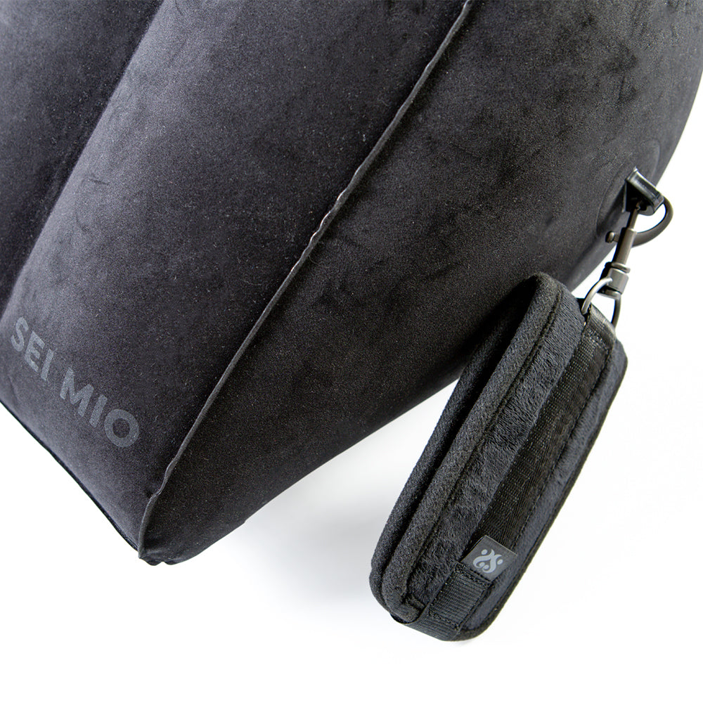 CREATIVE CONCEPTIONS - SEI MIO ELEVATED INTERESTS INFLATABLE WEDGE