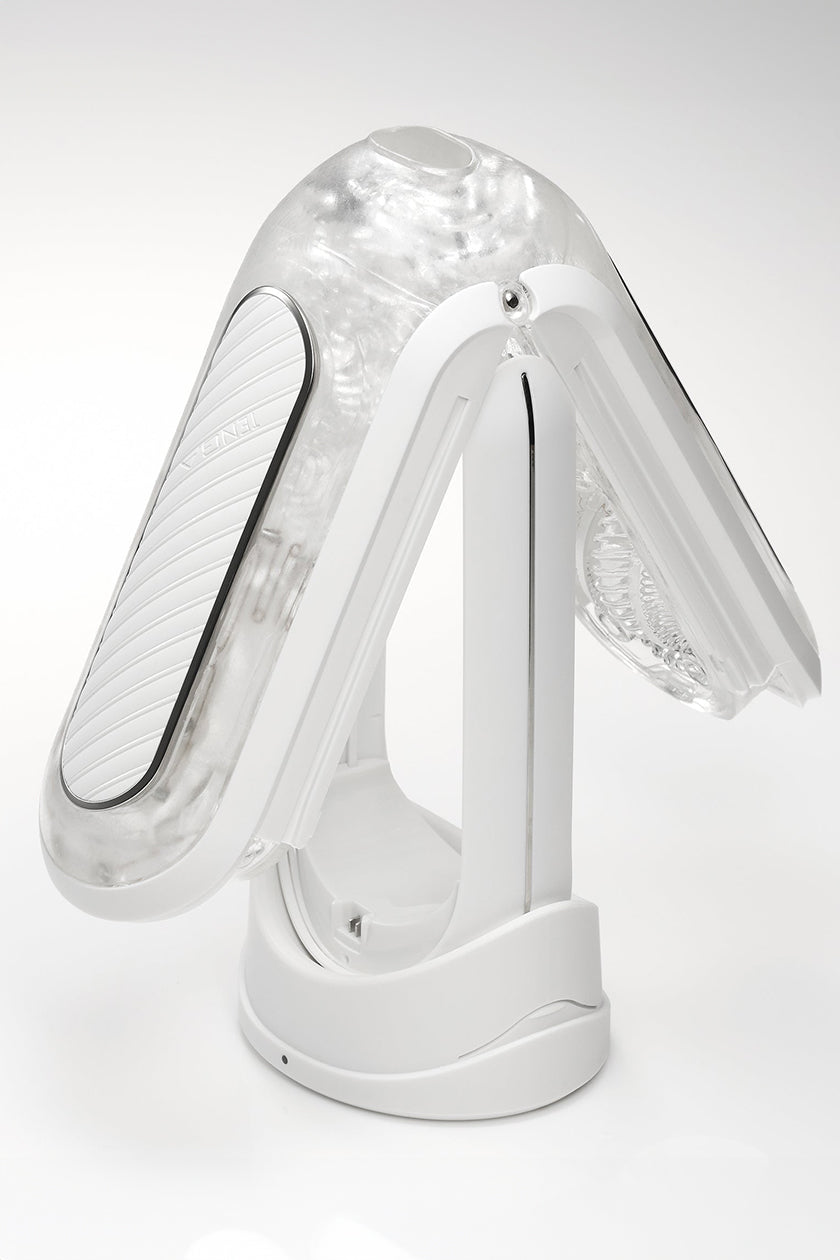 TENGA - FLIP ZERO GRAVITY EV (ELECTRONIC VIBRATION) WHITE