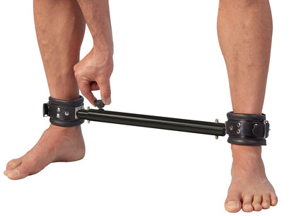 ZADO - LEATHER SPREADER BAR