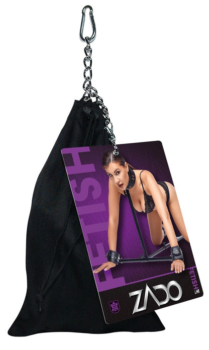 ZADO - FLOOR PILLORY