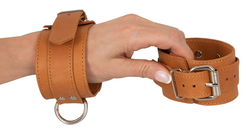 ZADO - LEATHER WRIST CUFFS
