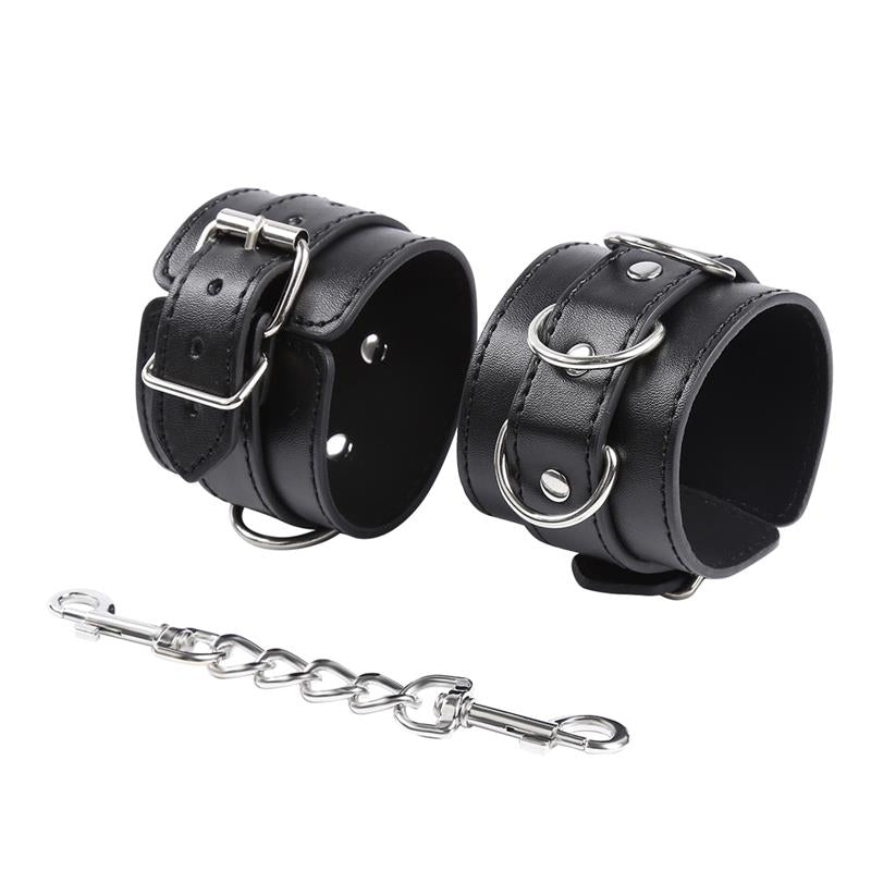 LATETOBED BDSM LINE - 3 D-RING HANDCUFFS