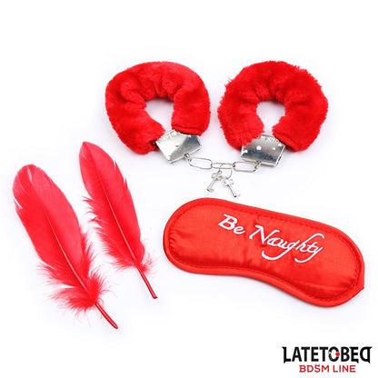 ENSEMBLE DE BONDAGE 3 PIÈCES LATETOBED – MENOTTES, MASQUE ET PLUME