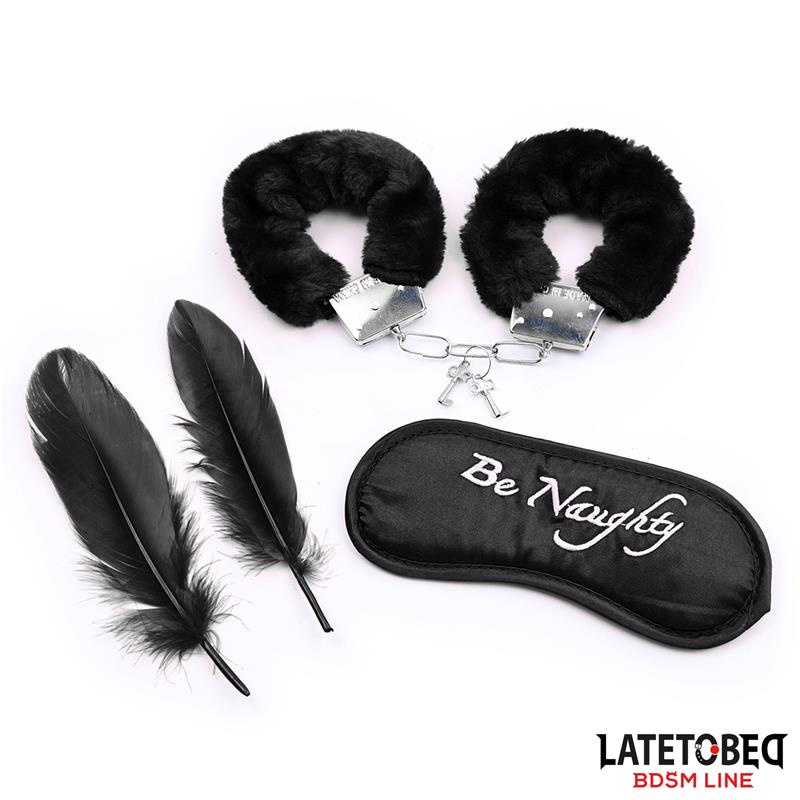 SET DE BDSM LATETOBED - CONJUNTO DE 3 PIEZAS: MÁSCARA, ESPOSAS Y PLUMERO, NEGRO