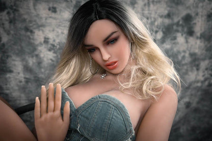 MISTRESS - LILLIAN LOVE DOLL