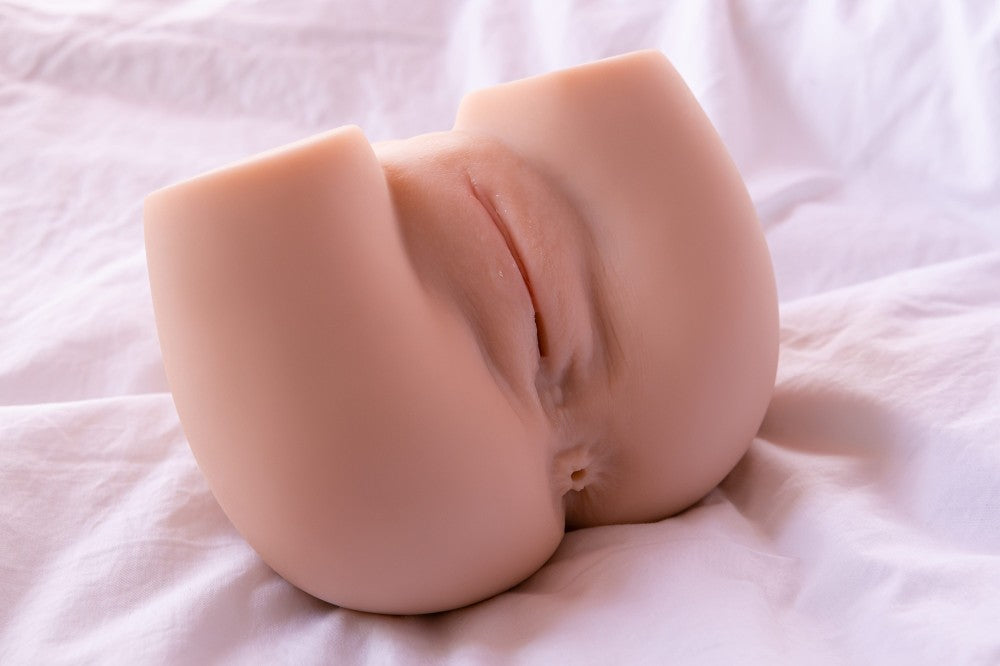 MISTRESS - CONNIE MASTURBATOR