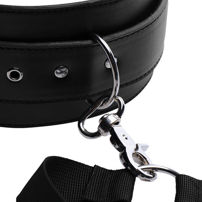 MASTER SERIES ACQUIRE EASY ACCESS THIGH HARNESS WITH WRIST CUFFS