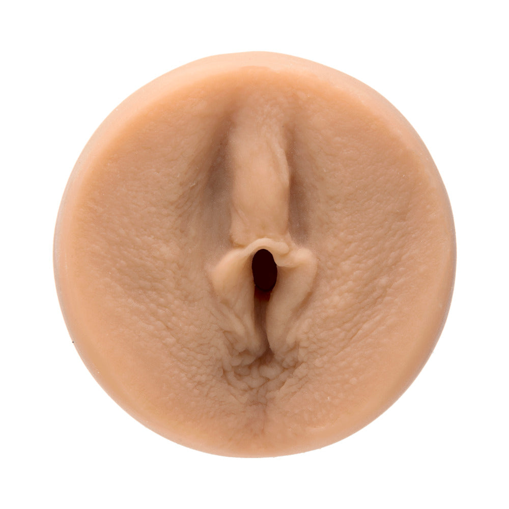 MAIN SQUEEZE - ARIANA MARIE - ULTRASKYN STROKER - PUSSY VANILLA