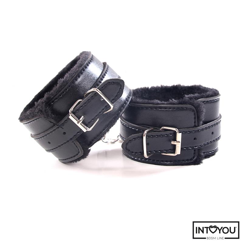 INTOYOU BDSM LINE - 7 PCS BONDAGE SET FURRY KIT