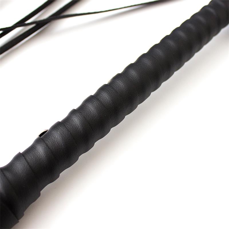 LATETOBED BDSM LINE - 7 RIVET FLOGGER 70 CM