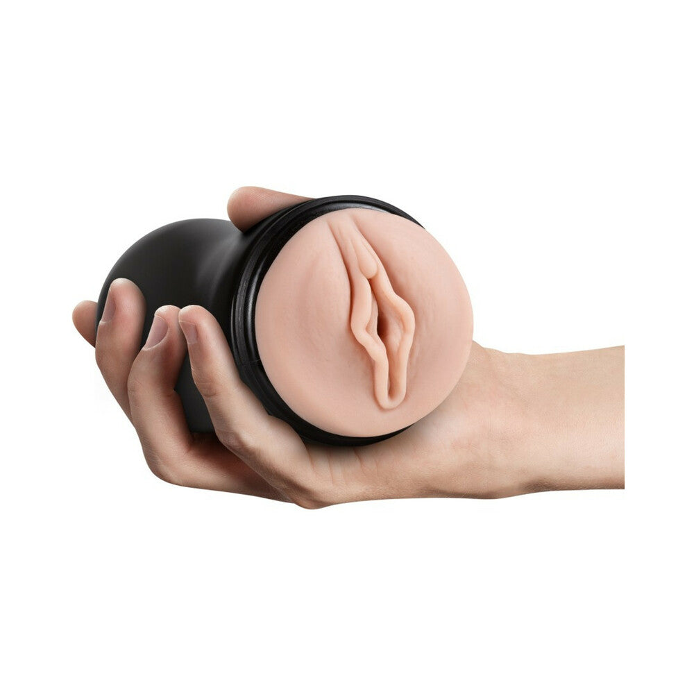 BLUSH - M PARA HOMBRES COÑO SUAVE Y HÚMEDO CON ORBES DE PLACER STROKER VAGINAL AUTOLUBRICANTE BEIGE