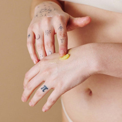 BIJOUX INDISCRETS - VULVA BALM SOOTHING MOISTURIZER