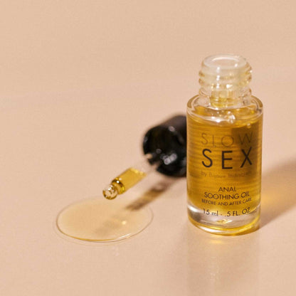 BIJOUX INDISCRETS - ANAL SOOTHING OIL BEFORE AND AFTER CARE