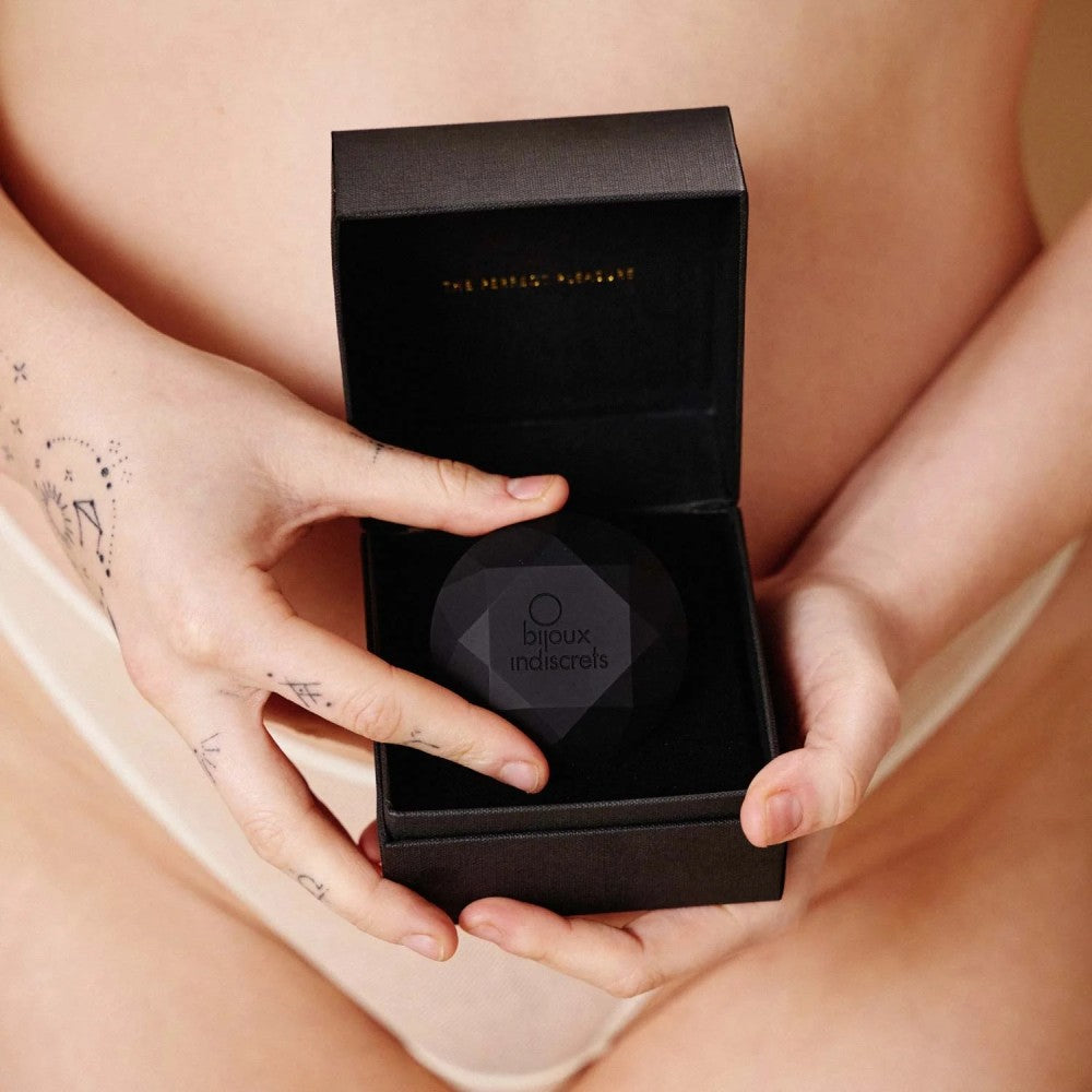 BIJOUX INDISCRETS - TWENTY ONE - VIBRATING DIAMOND LIMITED EDITION MATTE BLACK