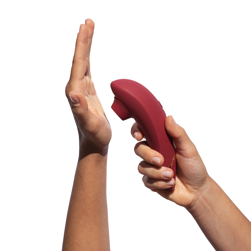 WOMANIZER - PREMIUM 2 RECHARGEABLE SILICONE LUXURIOUS PLEASURE AIR CLITORAL STIMULATOR BORDEAUX