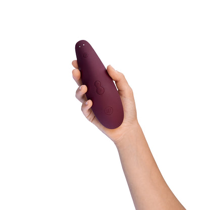WOMANIZER CLASSIC 2 RECHARGEABLE SILICONE PLEASURE AIR CLITORAL STIMULATOR BORDEAUX