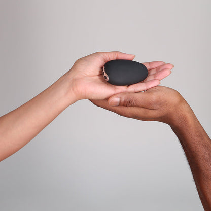 JE JOUE - MIMI CLITORAL VIBRATOR BLACK