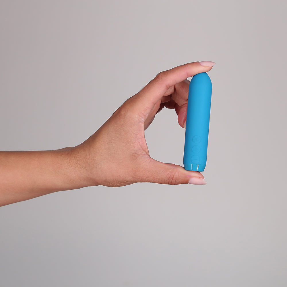 JE JOUE - CLASSIC BULLET VIBRATOR RECHARGEABLE SILICONE WITH FINGER SLEEVE TEAL