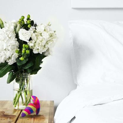 AVANT FREE SPIRIT SILICONE VIBRATING ANAL PLUG SCARLET