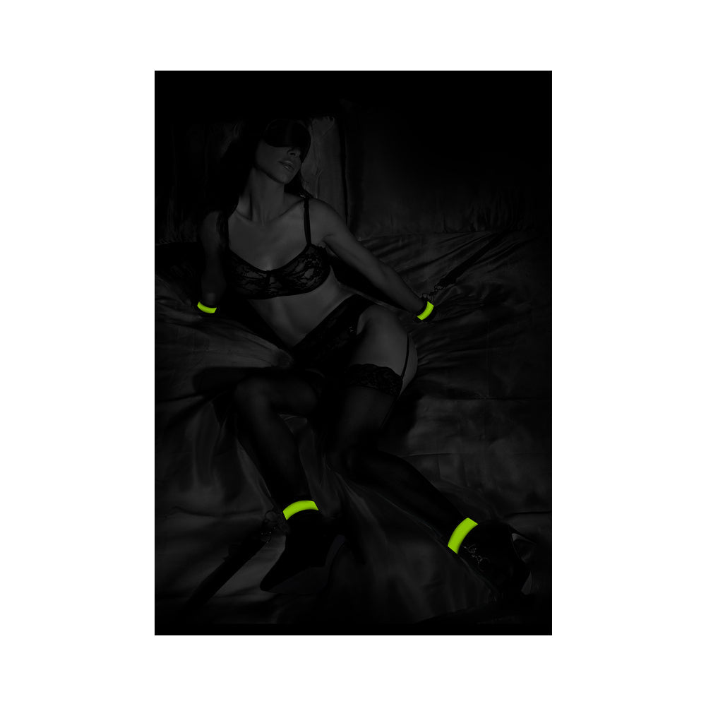 OUCH! GLOW IN THE DARK BED BINDINGS RESTRAINT KIT NEON GREEN
