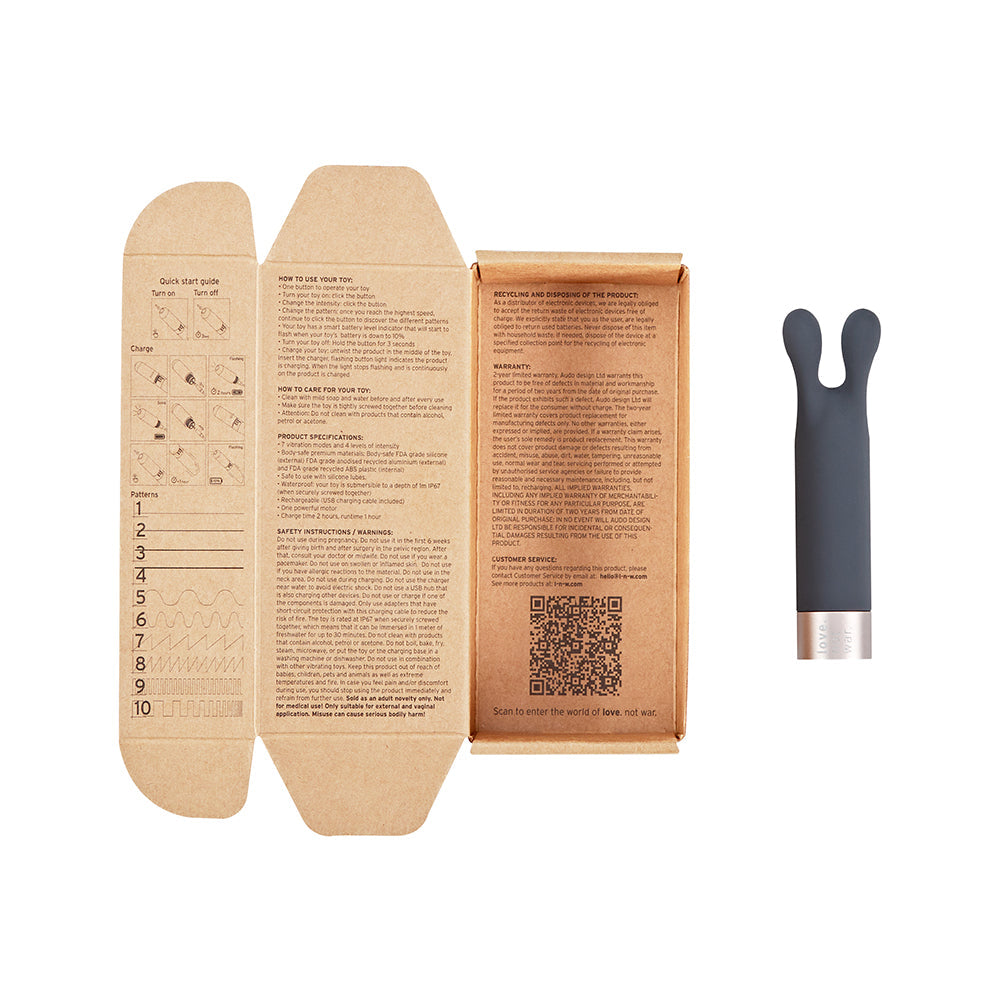 LOVE NOT WAR LASKA HEAD GREY