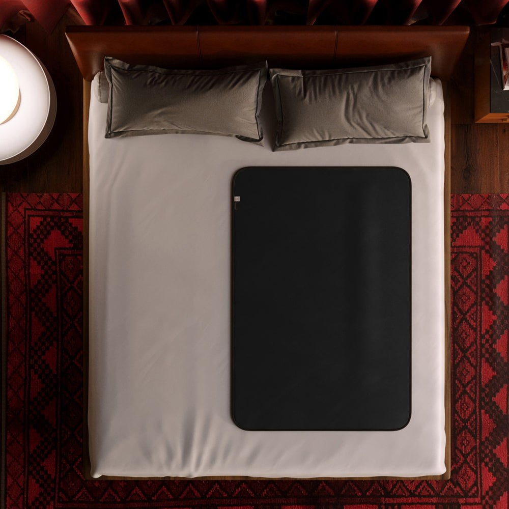 LIBERATOR FASCINATOR THROW TRAVEL BLACK