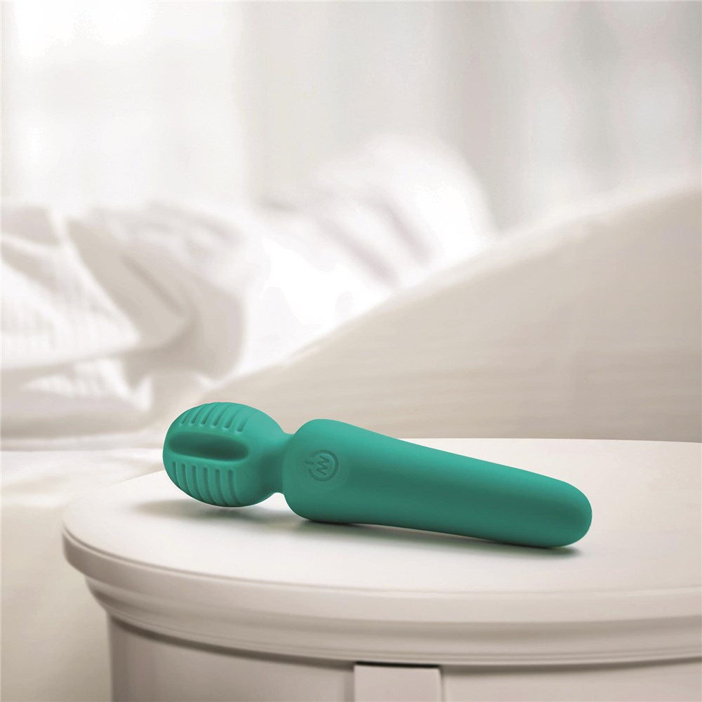 ADAM & EVE - EVE''S PETITE PRIVATE PLEASURE WAND