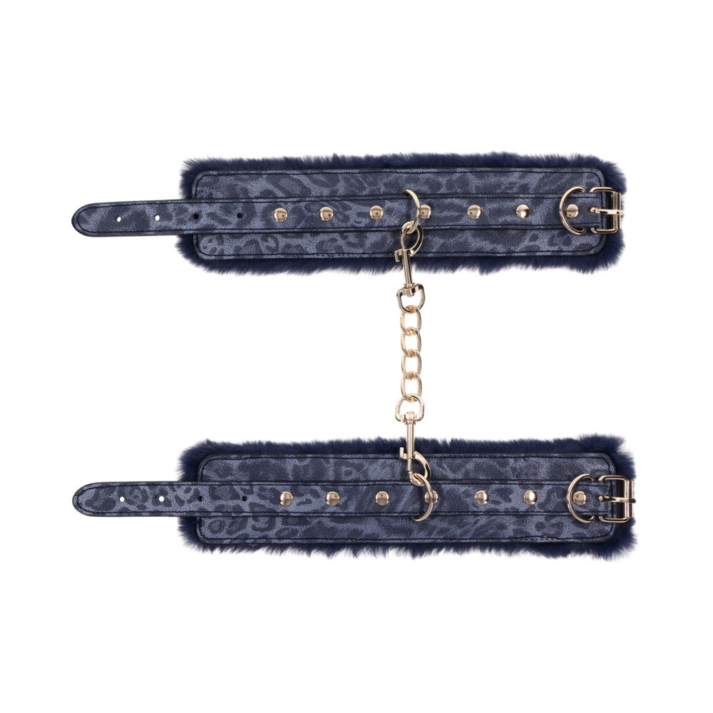 SPORTSHEETS SEX & MISCHIEF COUGAR FUR HANDCUFFS