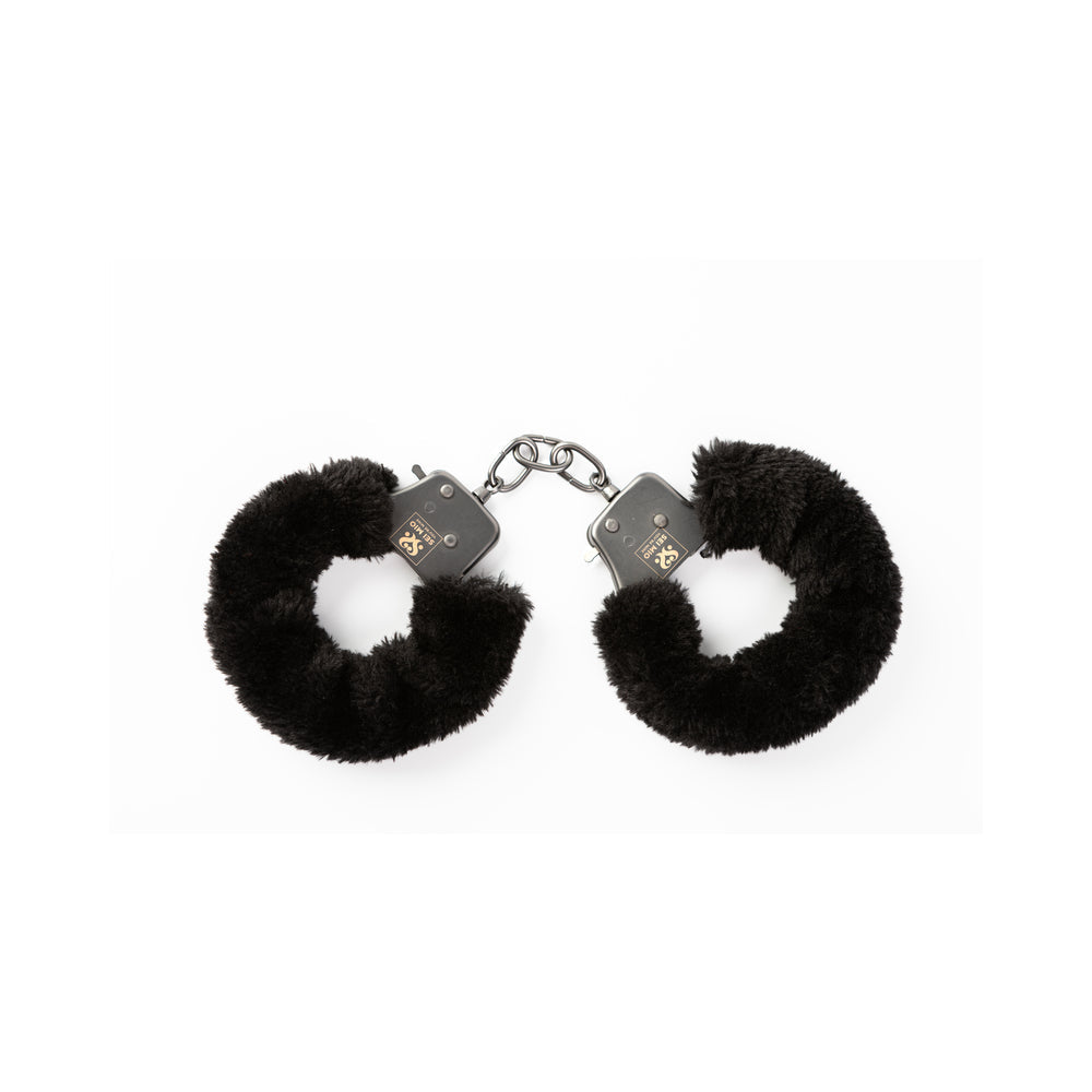 SEI MIO CUFF LOVE FURRY METAL HANDCUFFS
