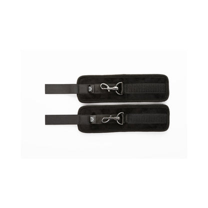 SEI MIO SENSUALLY SECURED VELVET HANDCUFFS