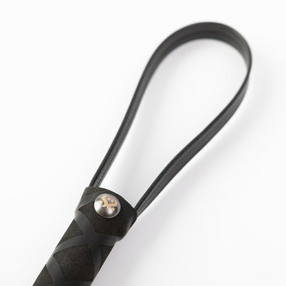 SEI MIO PRIMED FOR PUNISHMENT FAUX LEATHER FLOGGER
