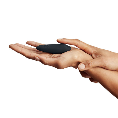 WE-VIBE - MOXIE+ WEARABLE CLITORAL VIBRATOR SATIN BLACK