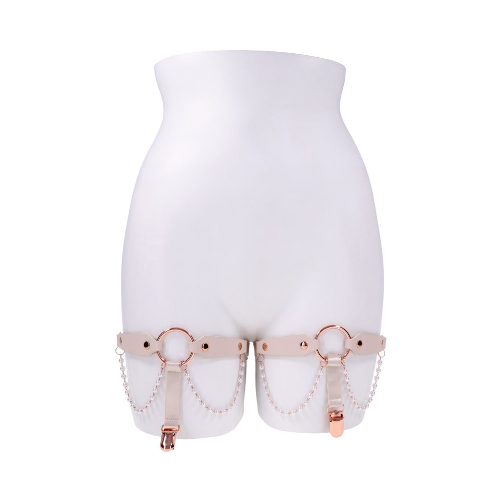 SPORTSHEETS SEX & MISCHIEF PEACHES ''N CREAME PEARL GARTERS