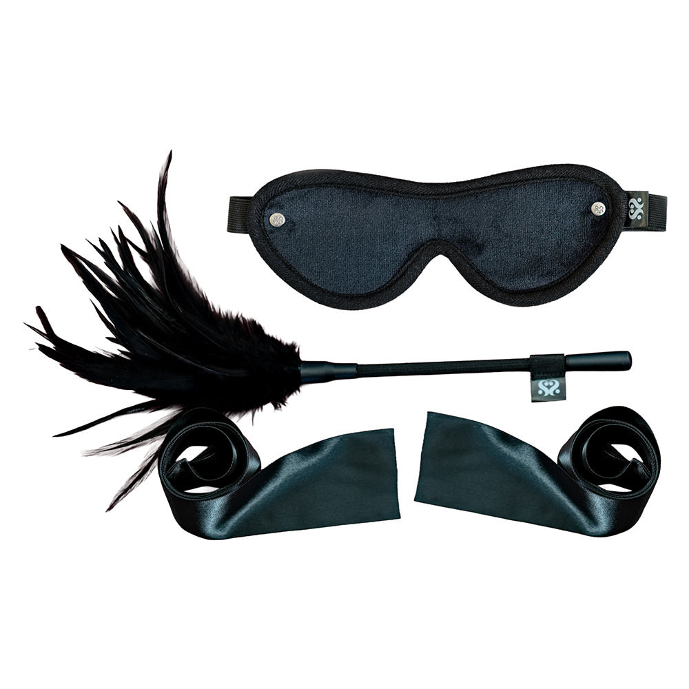 CONCEPTIONS CRÉATIVES - KIT SEI MIO STRICT TEASE COMPRENANT RUBANS, BANDEAU ET PLUMEAU