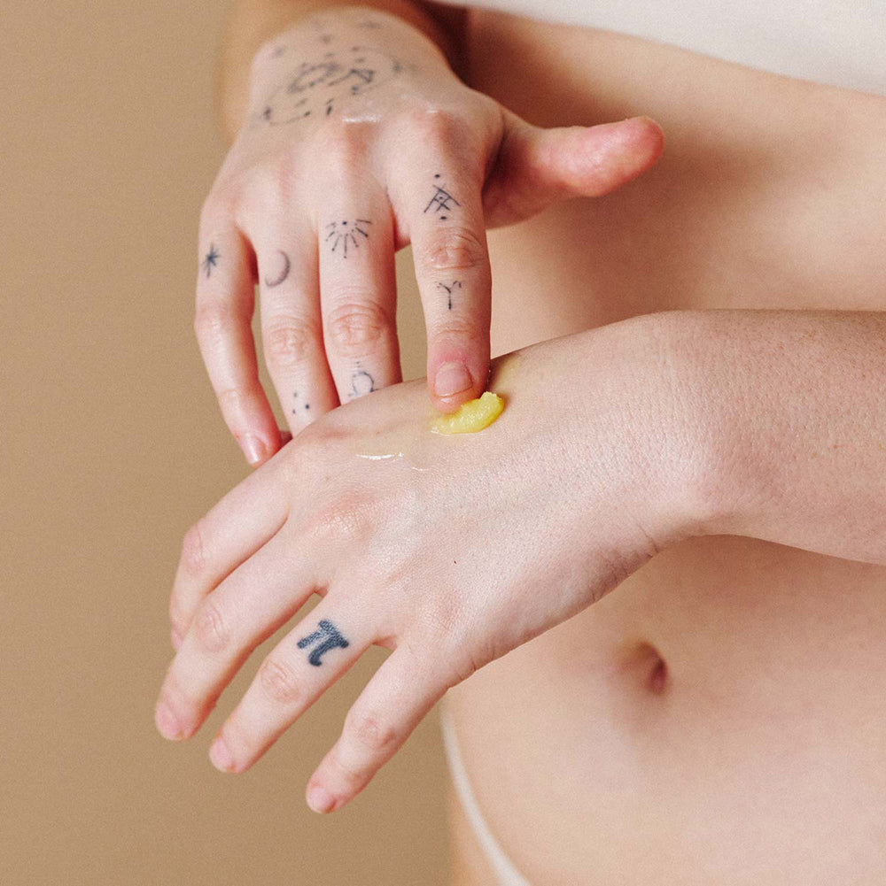 BIJOUX INDISCRETS - SEX AU NATUREL VULVA BALM SOOTHING MOISTURIZER