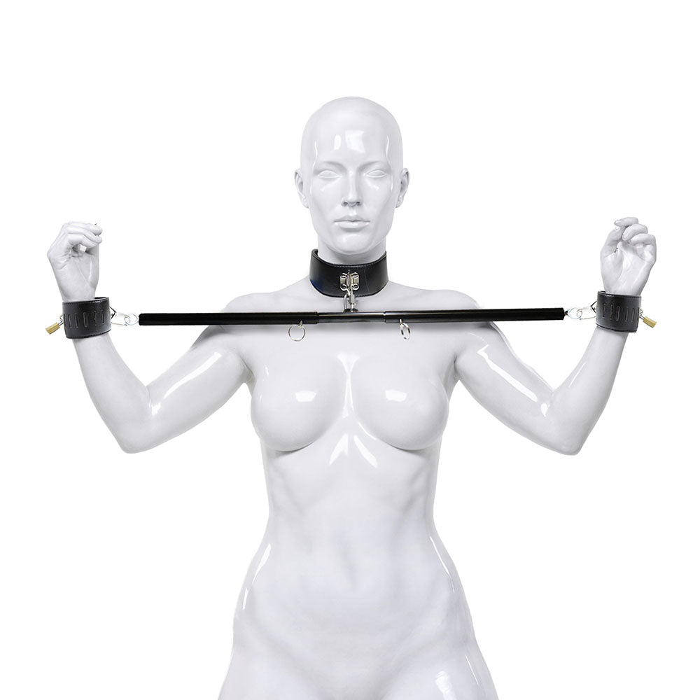XR BRANDS - MASTER SERIES SPREADER BAR WITH COLLAR