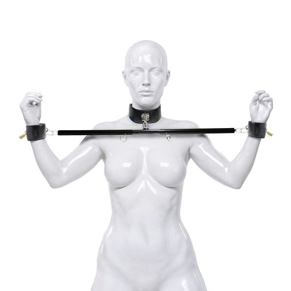 XR BRANDS - MASTER SERIES SPREADER BAR WITH COLLAR