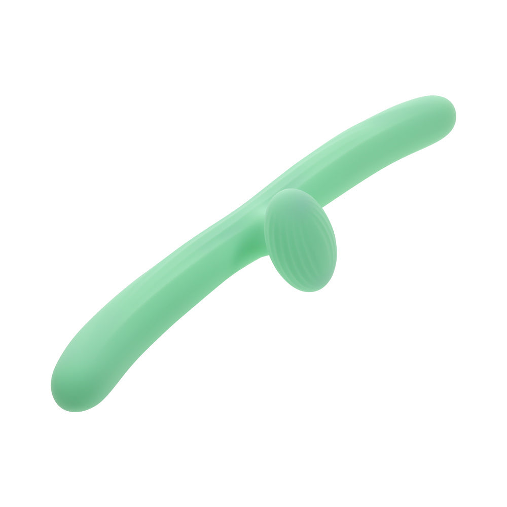 EVOLVED - MEET ME HALFWAY DOUBLE ENDED VIBRATOR GREEN