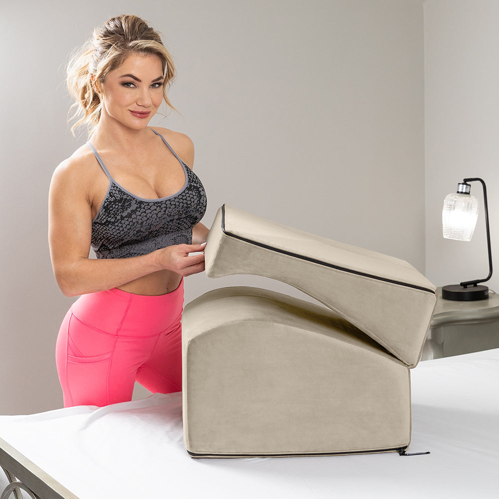 LIBERATOR - FLIP RAMP SEX POSITIONING PILLOW WITH SLIP COVER LUSH CREAM