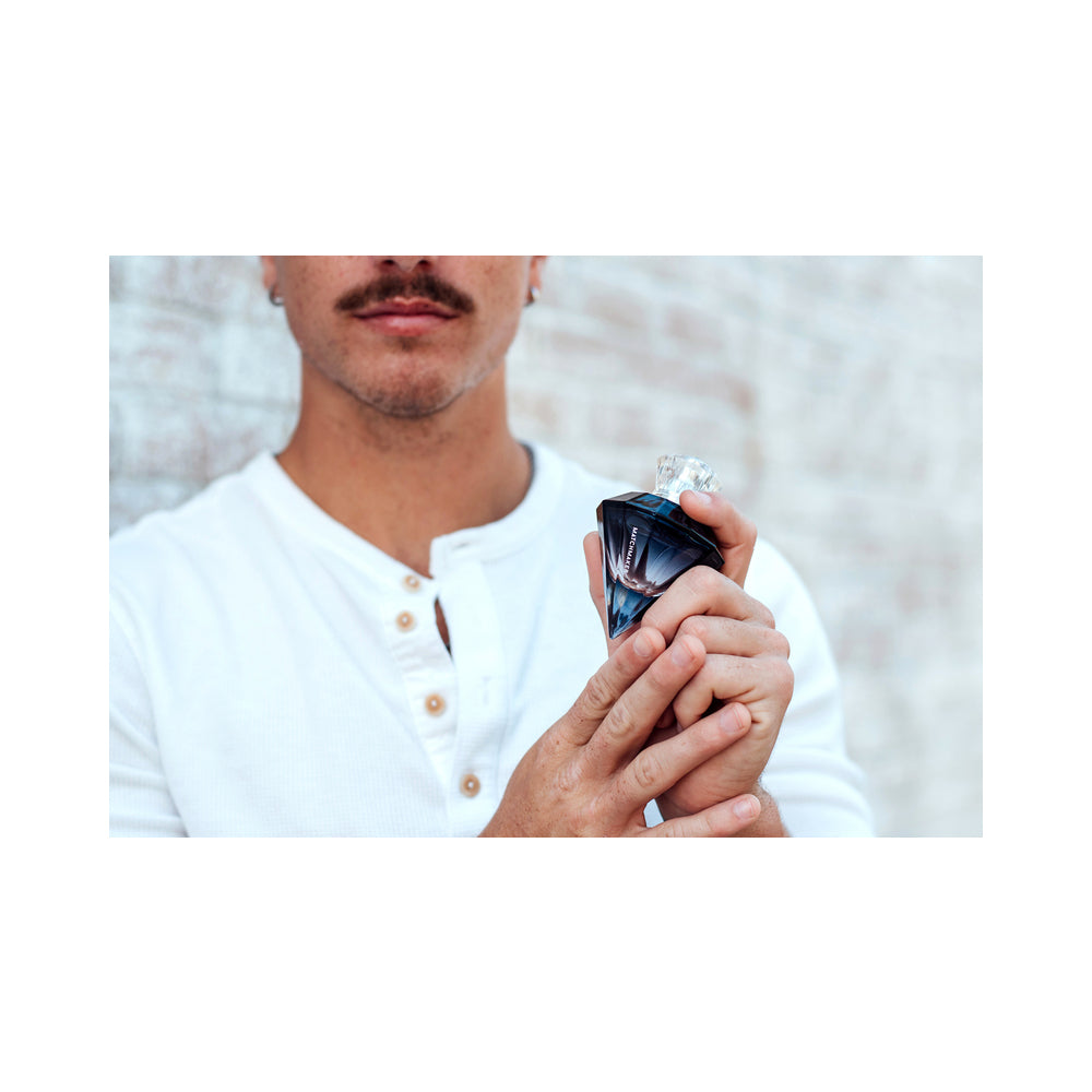 EYE OF LOVE - PERFUME CON FEROMONAS PARA ATRAER HOMBRES BLACK DIAMOND LGBTQ 1 OZ.