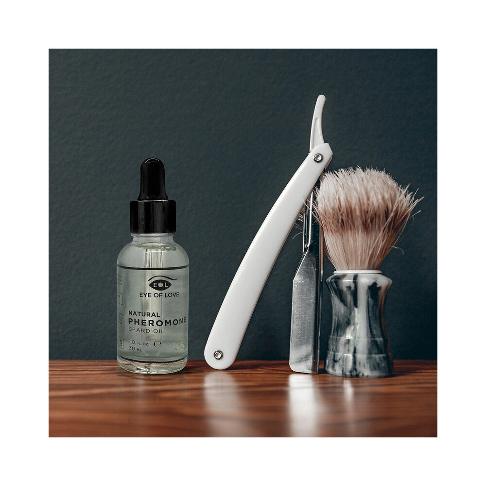 EYE OF LOVE ATTRACT HER NATURAL PHEROMONE BEARD OIL 1 OZ.