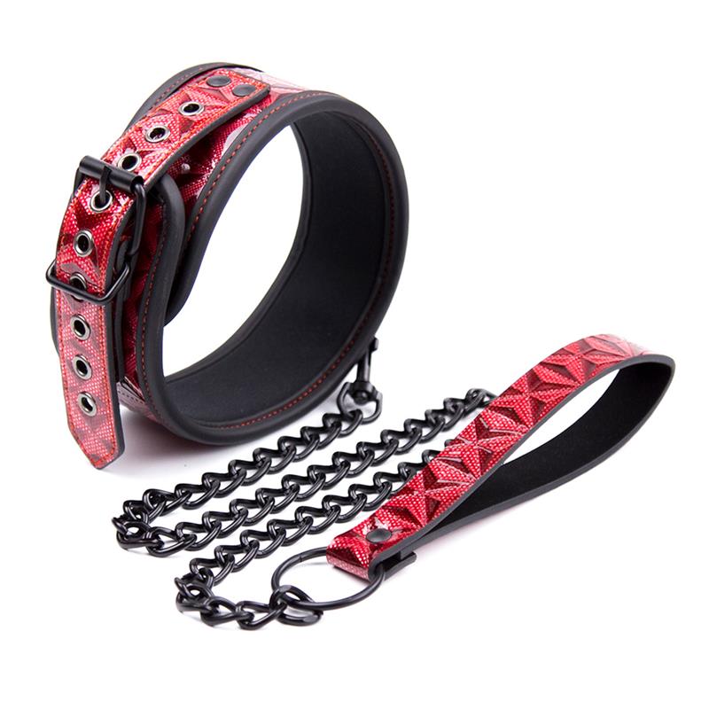 DIAMOND LINE - ADJUSTABLE COLLAR WITH LEASH DIAMOND VEGAN LEATHER